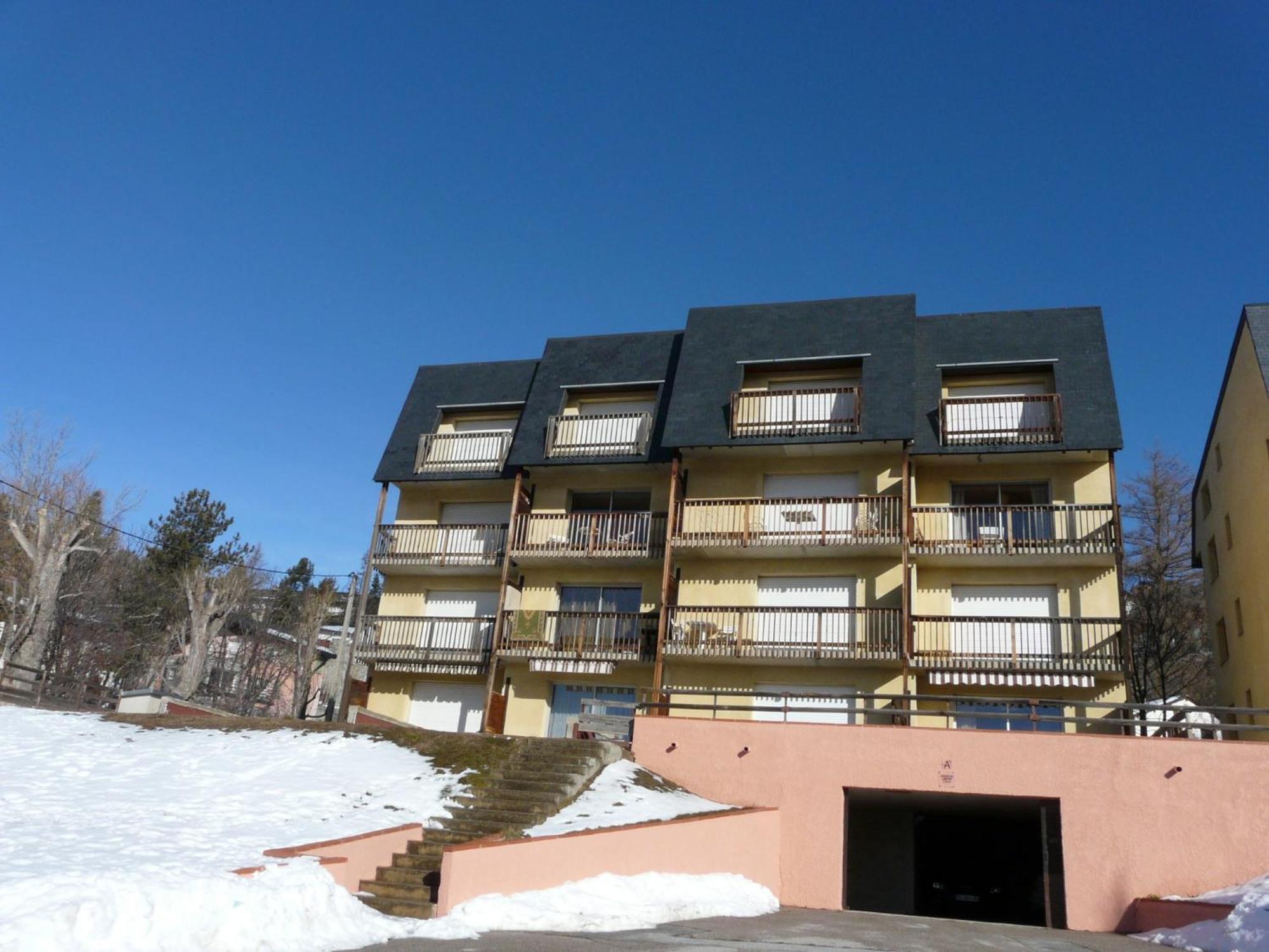 Les Sorbiers - Grand T4 Ensoleille Avec Vue Panoramique Apartman Font-Romeu-Odeillo-Via Kültér fotó